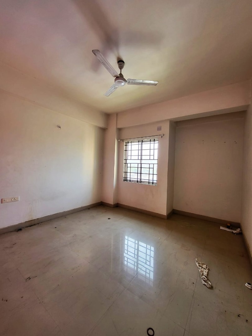Unfurnished 3bhk in Pratiksha Hospitals, VIP Rd, Borbari, Guwahati, Assam, India for Rent